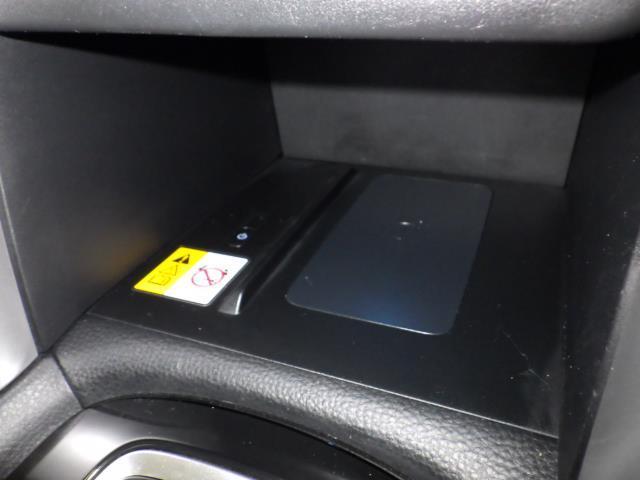 カローラクロス ハイブリッド　Ｚ　４ＷＤ　フルセグ　バックカメラ　衝突被害軽減システム　ＥＴＣ　ＬＥＤヘッドランプ（18枚目）