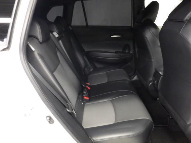 カローラクロス ハイブリッド　Ｚ　４ＷＤ　フルセグ　バックカメラ　衝突被害軽減システム　ＥＴＣ　ＬＥＤヘッドランプ（24枚目）