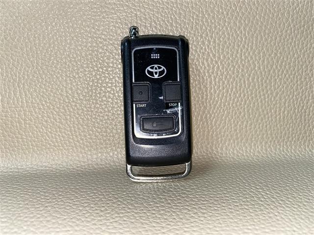 タンク Ｘ　Ｓ　４ＷＤ　ワンセグ　メモリーナビ　ミュージックプレイヤー接続可　バックカメラ　衝突被害軽減システム　ＥＴＣ　電動スライドドア　ウオークスルー　アイドリングストップ（14枚目）