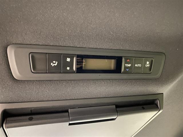 ヴォクシー ZS 煌 4WD フルセグ メモリーナビ DVD再生 ミュージックプレイヤー接続可 後席モニター バックカメラ 衝突被害軽減システム ETC ドラレコ 両側電動スライド LEDヘッドランプ 乗車定員8人(23枚目)