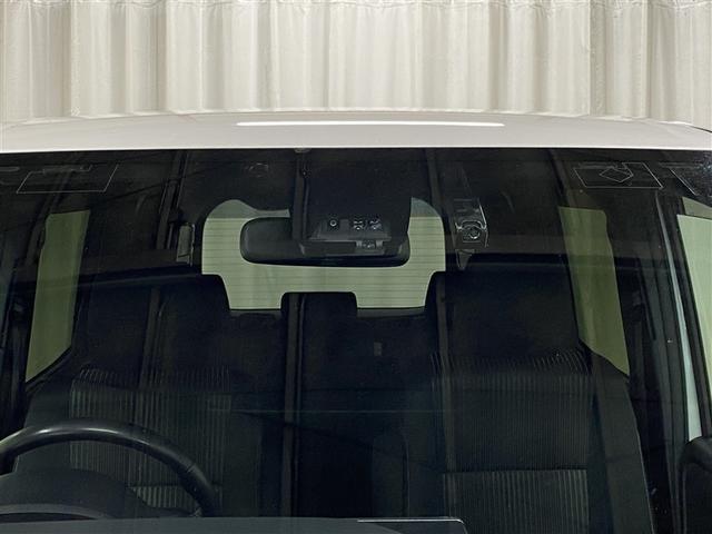 ヴォクシー ZS 煌 4WD フルセグ メモリーナビ DVD再生 ミュージックプレイヤー接続可 後席モニター バックカメラ 衝突被害軽減システム ETC ドラレコ 両側電動スライド LEDヘッドランプ 乗車定員8人(26枚目)