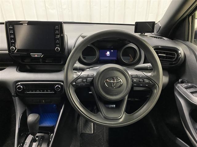 ヤリス ハイブリッドＧ　４ＷＤ　フルセグ　ミュージックプレイヤー接続可　バックカメラ　衝突被害軽減システム　ＥＴＣ　ＬＥＤヘッドランプ　ワンオーナー（17枚目）