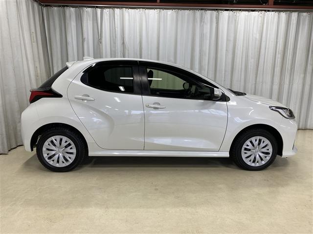 ヤリス ハイブリッドＧ　４ＷＤ　フルセグ　ミュージックプレイヤー接続可　バックカメラ　衝突被害軽減システム　ＥＴＣ　ＬＥＤヘッドランプ　ワンオーナー（26枚目）