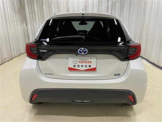 ヤリス ハイブリッドＧ　４ＷＤ　フルセグ　ミュージックプレイヤー接続可　バックカメラ　衝突被害軽減システム　ＥＴＣ　ＬＥＤヘッドランプ　ワンオーナー（27枚目）