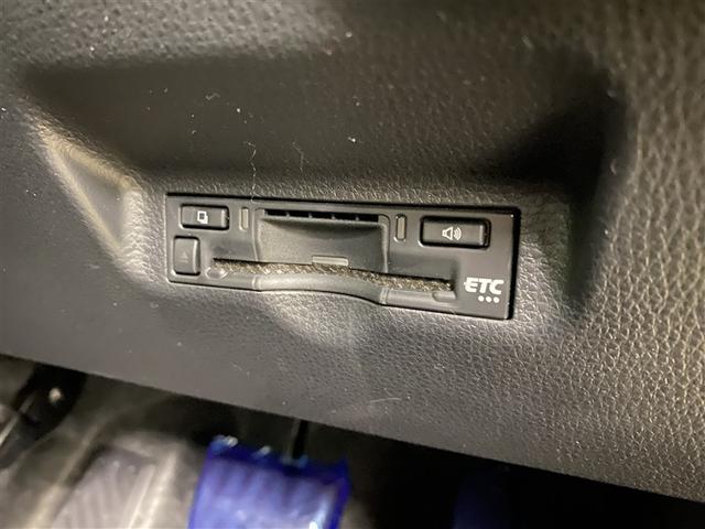 シエンタ ハイブリッドZ 4WD DVD再生 ミュージックプレイヤー接続可 バックカメラ 衝突被害軽減システム ETC 両側電動スライド LEDヘッドランプ ウオークスルー 乗車定員7人 3列シート ワンオーナー(17枚目)