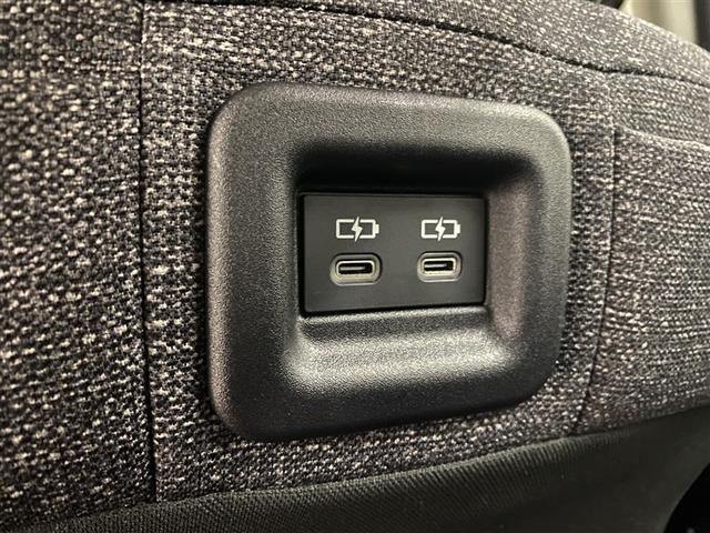 シエンタ ハイブリッドZ 4WD DVD再生 ミュージックプレイヤー接続可 バックカメラ 衝突被害軽減システム ETC 両側電動スライド LEDヘッドランプ ウオークスルー 乗車定員7人 3列シート ワンオーナー(24枚目)