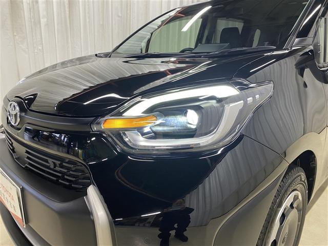 シエンタ ハイブリッドZ 4WD DVD再生 ミュージックプレイヤー接続可 バックカメラ 衝突被害軽減システム ETC 両側電動スライド LEDヘッドランプ ウオークスルー 乗車定員7人 3列シート ワンオーナー(34枚目)