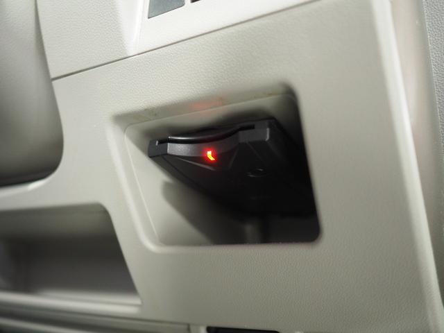 タント Ｘ　４ＷＤ　両側スライドドア左電動　ＬＥＤヘッドライト　オートライト　カーナビ　リモコンエンジンスターター　ＥＴＣ車載器　オートエアコン　アイドリングストップ　ＶＳＣ（横滑り抑制機能）（17枚目）