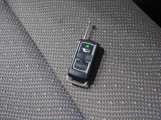 タント Ｘ　４ＷＤ　両側スライドドア左電動　ＬＥＤヘッドライト　オートライト　カーナビ　リモコンエンジンスターター　ＥＴＣ車載器　オートエアコン　アイドリングストップ　ＶＳＣ（横滑り抑制機能）（18枚目）