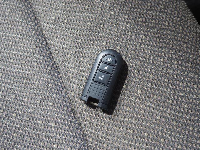タント Ｘ　４ＷＤ　両側スライドドア左電動　ＬＥＤヘッドライト　オートライト　カーナビ　リモコンエンジンスターター　ＥＴＣ車載器　オートエアコン　アイドリングストップ　ＶＳＣ（横滑り抑制機能）（39枚目）