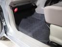 純正用品のラバーマットが装備されています。もちろんきれいにクリーニング済みです。