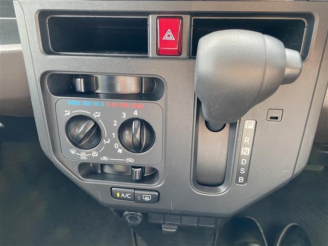 ルーミー Ｘ　４ＷＤ　メモリーナビ　ＤＶＤ再生　ミュージックプレイヤー接続可　バックカメラ　衝突被害軽減システム　ＥＴＣ　電動スライドドア　記録簿　アイドリングストップ（20枚目）