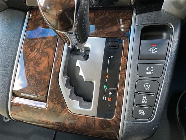 ヴェルファイア ２．５Ｘ　４ＷＤ　メモリーナビ　ＤＶＤ再生　ミュージックプレイヤー接続可　バックカメラ　衝突被害軽減システム　ＥＴＣ　電動スライドドア　ＬＥＤヘッドランプ　乗車定員８人　３列シート　記録簿　アイドリングストップ（13枚目）