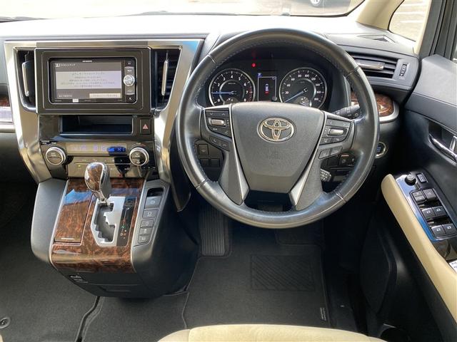 ヴェルファイア ２．５Ｘ　４ＷＤ　メモリーナビ　ＤＶＤ再生　ミュージックプレイヤー接続可　バックカメラ　衝突被害軽減システム　ＥＴＣ　電動スライドドア　ＬＥＤヘッドランプ　乗車定員８人　３列シート　記録簿　アイドリングストップ（5枚目）