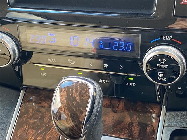 ヴェルファイア ２．５Ｘ　４ＷＤ　メモリーナビ　ＤＶＤ再生　ミュージックプレイヤー接続可　バックカメラ　衝突被害軽減システム　ＥＴＣ　電動スライドドア　ＬＥＤヘッドランプ　乗車定員８人　３列シート　記録簿　アイドリングストップ（13枚目）