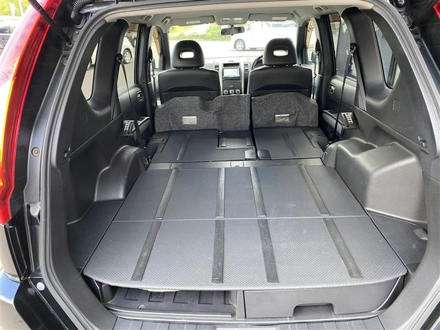 エクストレイル ２０Ｘ　４ＷＤ　フルセグ　メモリーナビ　ＤＶＤ再生　ミュージックプレイヤー接続可　バックカメラ　ＥＴＣ　ＨＩＤヘッドライト（18枚目）