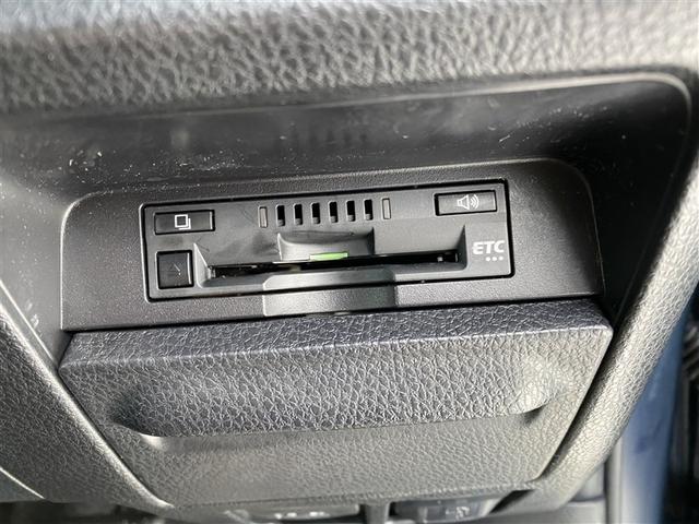 ヴォクシー ＺＳ　４ＷＤ　フルセグ　メモリーナビ　ＤＶＤ再生　ミュージックプレイヤー接続可　後席モニター　バックカメラ　衝突被害軽減システム　ドラレコ　両側電動スライド　ＬＥＤヘッドランプ　乗車定員７人　３列シート（6枚目）