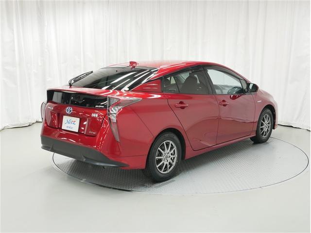 プリウス Aプレミアム ツーリングセレクション 4WD フルセグ メモリーナビ DVD再生 ミュージックプレイヤー接続可 バックカメラ 衝突被害軽減システム ETC ドラレコ LEDヘッドランプ(3枚目)