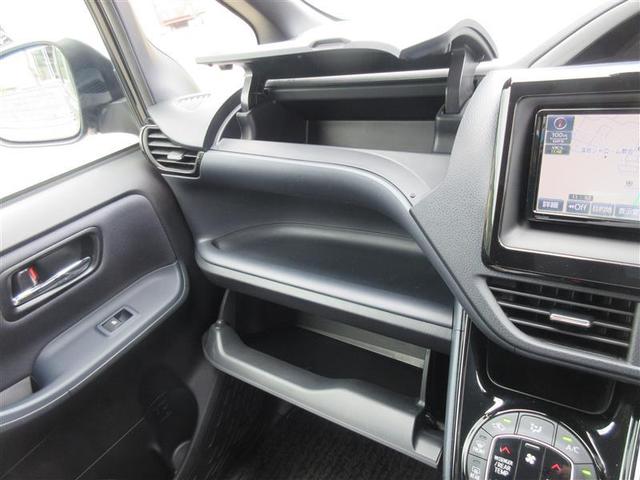 ZS 4WD フルセグ メモリーナビ DVD再生 ミュージックプレイヤー接続可 バックカメラ 衝突被害軽減システム 両側電動スライド LEDヘッドランプ ウオークスルー 乗車定員7人 3列シート 記録簿(15枚目)