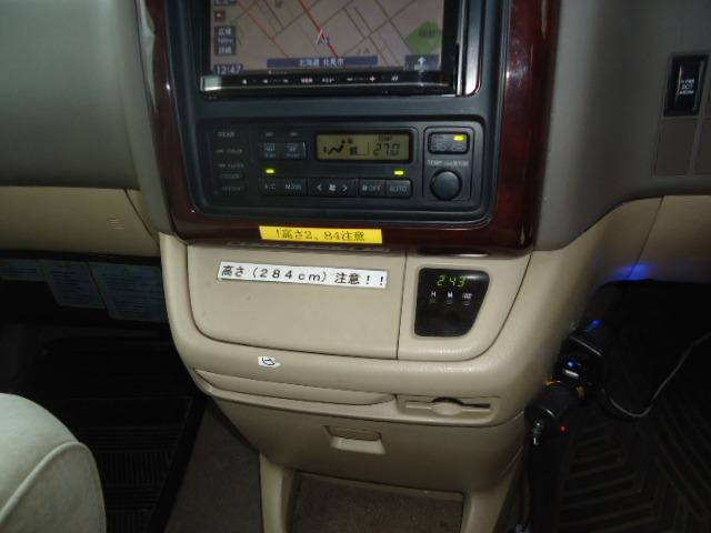 トヨタ 　グランドハイエース　キャンピングカー　７人乗り　４ＷＤ（12枚目）