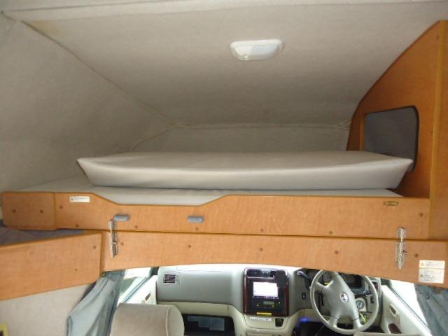 トヨタ 　グランドハイエース　キャンピングカー　７人乗り　４ＷＤ（31枚目）