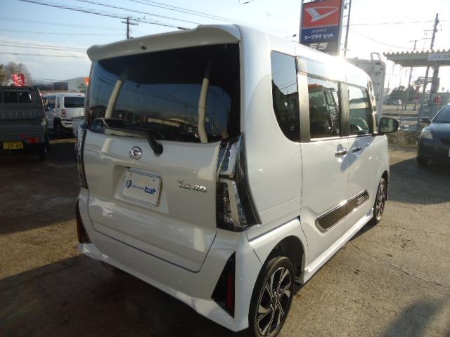 タント カスタムＸ　４ＷＤ　社外ナビ　ＴＶ　サイドガーニッシュ　純正ＥＧスターター　Ｆマット　ドアバイザー（7枚目）