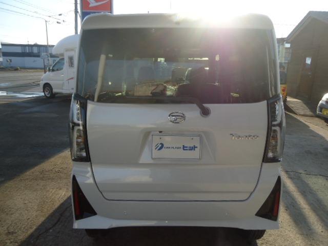 タント カスタムＸ　４ＷＤ　社外ナビ　ＴＶ　サイドガーニッシュ　純正ＥＧスターター　Ｆマット　ドアバイザー（8枚目）