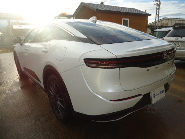 クラウンクロスオーバー Gアドバンスド・レザーパッケージ 4WD レザーシート パノラマビューモニター 純正ナビ TV シートベンチレーション ETC デジタルインナーミラー(9枚目)