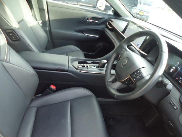 クラウンクロスオーバー Gアドバンスド・レザーパッケージ 4WD レザーシート パノラマビューモニター 純正ナビ TV シートベンチレーション ETC デジタルインナーミラー(12枚目)