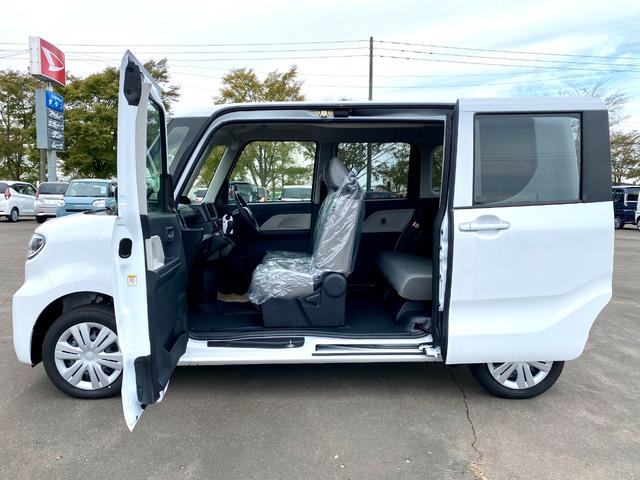 タント Ｌ　届出済み未使用車　スマートアシスト　スマートキー　両側スライドドア　ＬＥＤヘッドライト　オートライト　アイドリングストップ　電動格納ミラー　シートヒーター　オーディオレス　フルタイム４ＷＤ（6枚目）