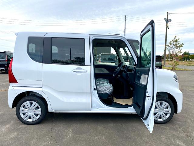 タント Ｌ　届出済み未使用車　スマートアシスト　スマートキー　両側スライドドア　ＬＥＤヘッドライト　オートライト　アイドリングストップ　電動格納ミラー　シートヒーター　オーディオレス　フルタイム４ＷＤ（12枚目）