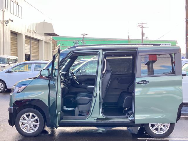 デリカミニ T プレミアム ワンオーナー車 衝突被害軽減ブレーキ 両側電動スライドドア 社外9incナビゲーション 全方位カメラ MI-PILOT ステアリングヒーター シートヒーター LEDヘッドライト LEDフォグランプ(7枚目)