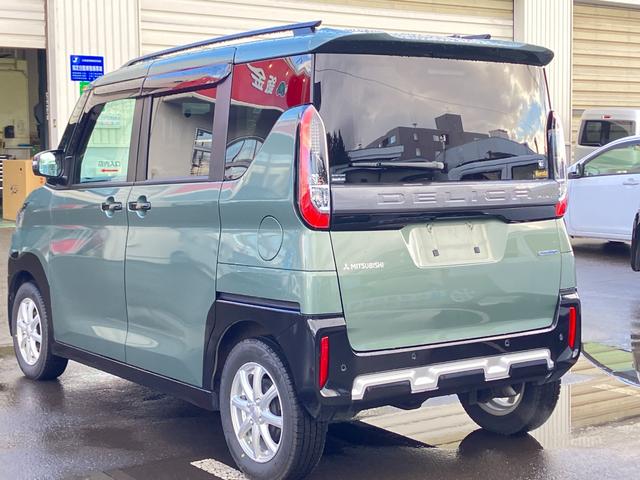 デリカミニ T プレミアム ワンオーナー車 衝突被害軽減ブレーキ 両側電動スライドドア 社外9incナビゲーション 全方位カメラ MI-PILOT ステアリングヒーター シートヒーター LEDヘッドライト LEDフォグランプ(8枚目)