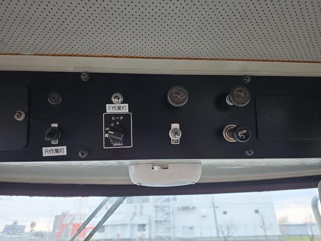 日本 日立ホイルローダーL30型 稼働3253h(9枚目)