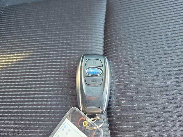 インプレッサスポーツ 2.0iアイサイト プラウドエディション 4WD ETC バックカメラ ナビ TV オートクルーズコントロール レーンアシスト 衝突被害軽減システム アルミホイール HID パワーシート スマートキー アイドリングストップ 電動格納ミラー(10枚目)