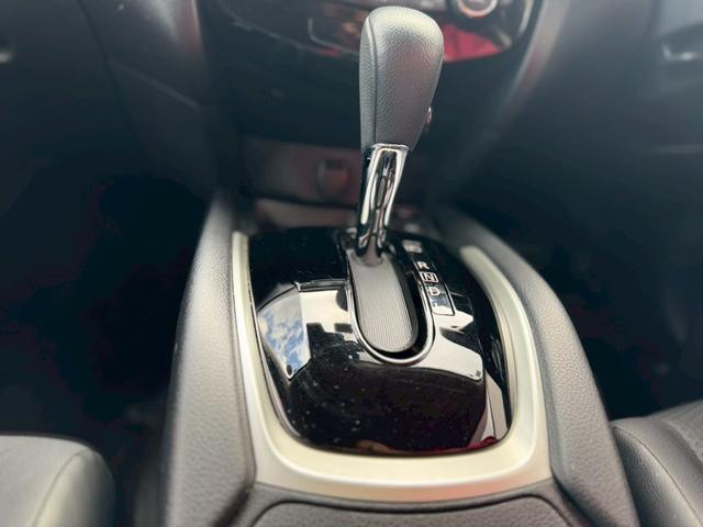 エクストレイル ２０Ｘｉ　４ＷＤ／純正ナビ／フルセグＴＶ／アラウンドビューモニター／プロパイロット／エマージェンシーブレーキ／パワーバックドア／ＬＥＤヘッドライト／ＥＴＣ／前後席シートヒーター／スマートキー／プッシュスタート（8枚目）