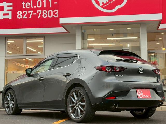 ＭＡＺＤＡ３ファストバック １５Ｓツーリング　４ＷＤ／マツダコネクト／フルセグＴＶ／３６０セーフティパッケージ／ドラレコ／ＥＴＣ／ヘッドアップディスプレイ／衝突被害軽減ブレーキ／レーダークルコン／ＬＥＤヘッドライト／純正１８インチアルミホイール（4枚目）