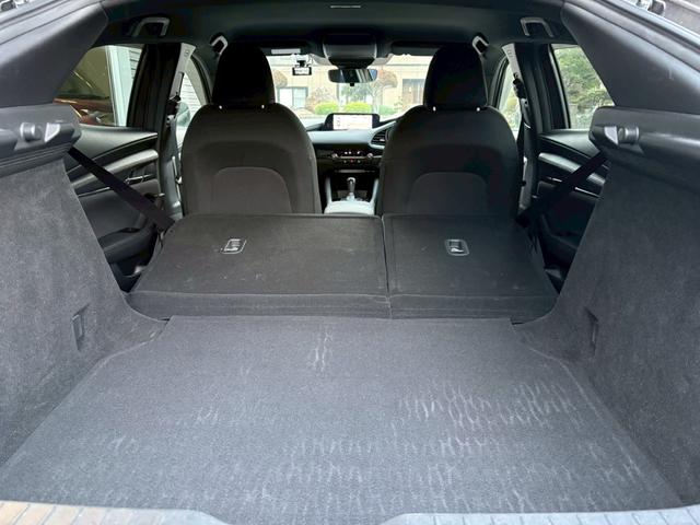 ＭＡＺＤＡ３ファストバック １５Ｓツーリング　４ＷＤ／マツダコネクト／フルセグＴＶ／３６０セーフティパッケージ／ドラレコ／ＥＴＣ／ヘッドアップディスプレイ／衝突被害軽減ブレーキ／レーダークルコン／ＬＥＤヘッドライト／純正１８インチアルミホイール（44枚目）