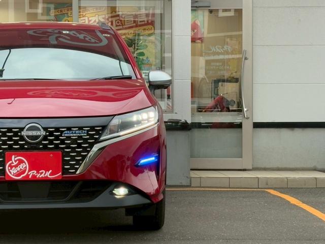 ノート オーテック　クロスオーバー　ＦＯＵＲ　プロパイロット／メーカー純正コネクトナビ／フルセグＴＶ／全方位カメラ／デジタルインナーミラー／ワイヤレス充電／オーテック専用シート／シートヒーター／ステアヒーター／ＬＥＤヘッドライト／ＥＴＣ／ＵＳＢ／（53枚目）