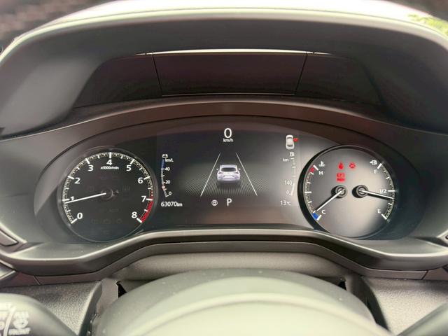 ＭＸ－３０ ベースグレード　４ＷＤ／インダストリアルクラシックパッケージ／ＢＯＳＥ／マツダコネクトナビＴＶ／３６０カメラ／クルージングトラフィックサポート／ヘッドアップディスプレイ／パワーシート／シートヒーター／ステアヒーター（26枚目）