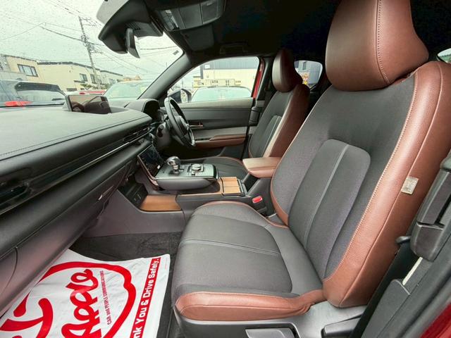 ＭＸ－３０ ベースグレード　４ＷＤ／インダストリアルクラシックパッケージ／ＢＯＳＥ／マツダコネクトナビＴＶ／３６０カメラ／クルージングトラフィックサポート／ヘッドアップディスプレイ／パワーシート／シートヒーター／ステアヒーター（39枚目）