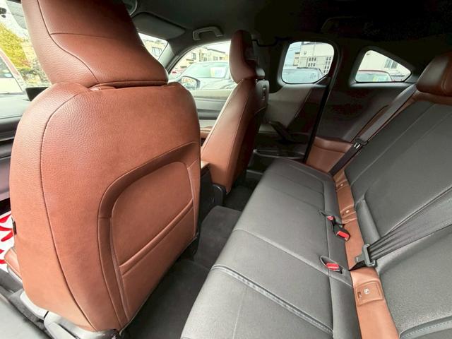 ＭＸ－３０ ベースグレード　４ＷＤ／インダストリアルクラシックパッケージ／ＢＯＳＥ／マツダコネクトナビＴＶ／３６０カメラ／クルージングトラフィックサポート／ヘッドアップディスプレイ／パワーシート／シートヒーター／ステアヒーター（43枚目）