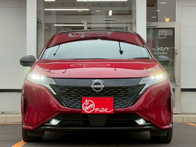 オーラ G FOUR レザーエディション プロパイロット/BOSEサウンド/メーカー純正9インチコネクトナビ/フルセグTV/全方位カメラ/ワイヤレス充電/ドラレコ/ETC2.0/黒革/シートヒーター/ステアヒーター/LEDライト/寒冷地仕様(2枚目)