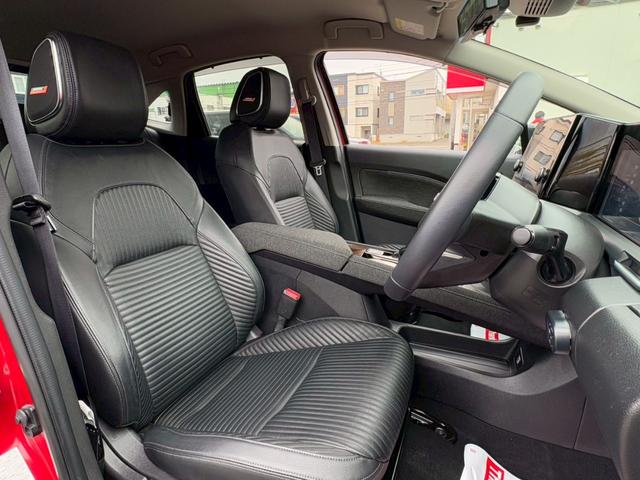 オーラ G FOUR レザーエディション プロパイロット/BOSEサウンド/メーカー純正9インチコネクトナビ/フルセグTV/全方位カメラ/ワイヤレス充電/ドラレコ/ETC2.0/黒革/シートヒーター/ステアヒーター/LEDライト/寒冷地仕様(14枚目)