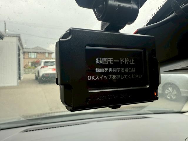 ノート Ｘ　ＦＯＵＲ　ハイブリッド４ＷＤ／ナビ／バックカメラ／ドライブレコーダー／ＥＴＣ／エマージェンシーブレーキ／シートヒーター／ステアヒーター／インテリジェントキー／プッシュスタート／アップルあんしんライト保証１年付（10枚目）