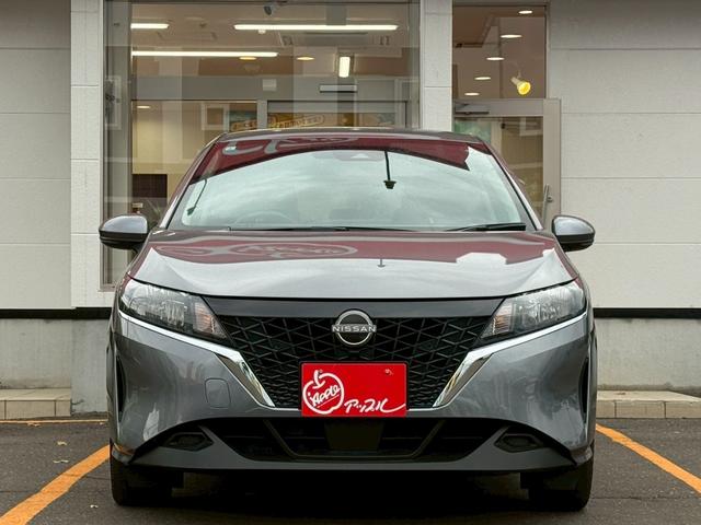 ノート Ｘ　ＦＯＵＲ　ハイブリッド４ＷＤ／ナビ／バックカメラ／ドライブレコーダー／ＥＴＣ／エマージェンシーブレーキ／シートヒーター／ステアヒーター／インテリジェントキー／プッシュスタート／アップルあんしんライト保証１年付（20枚目）