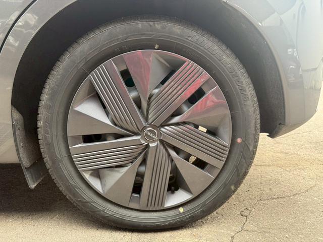 ノート Ｘ　ＦＯＵＲ　ハイブリッド４ＷＤ／ナビ／バックカメラ／ドライブレコーダー／ＥＴＣ／エマージェンシーブレーキ／シートヒーター／ステアヒーター／インテリジェントキー／プッシュスタート／アップルあんしんライト保証１年付（24枚目）