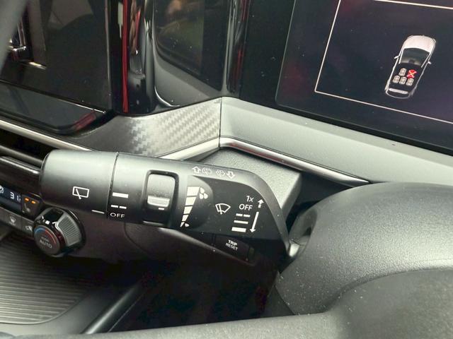 ノート Ｘ　ＦＯＵＲ　ハイブリッド４ＷＤ／ナビ／バックカメラ／ドライブレコーダー／ＥＴＣ／エマージェンシーブレーキ／シートヒーター／ステアヒーター／インテリジェントキー／プッシュスタート／アップルあんしんライト保証１年付（28枚目）