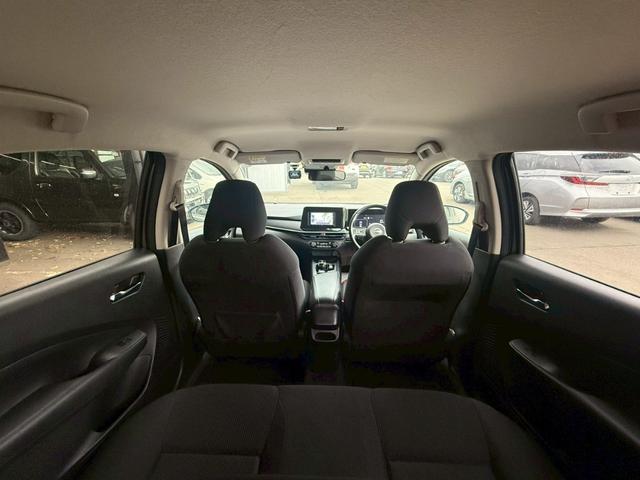 ノート Ｘ　ＦＯＵＲ　ハイブリッド４ＷＤ／ナビ／バックカメラ／ドライブレコーダー／ＥＴＣ／エマージェンシーブレーキ／シートヒーター／ステアヒーター／インテリジェントキー／プッシュスタート／アップルあんしんライト保証１年付（37枚目）