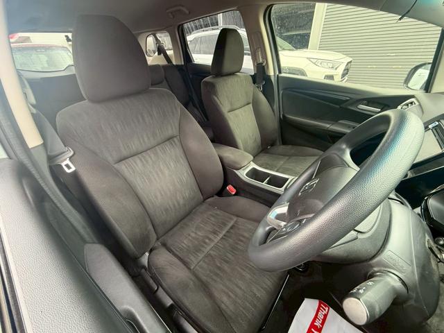 シャトル ハイブリッド　ホンダセンシング　ハイブリッド４ＷＤ／ナビ／ドライブレコーダー／ＥＴＣ／アダプティブクルーズコントロール／スマートキー／プッシュスタート／コンフォートビューパッケージ／車検整備付／アップルあんしんライト保証１年付（10枚目）